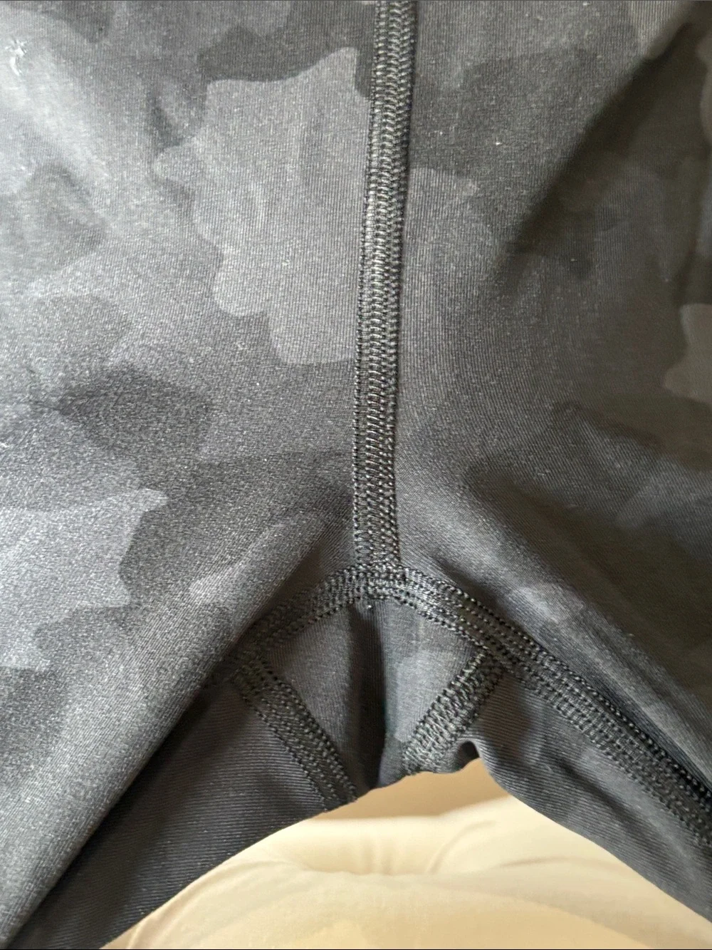 Lululemon Pace Rival High-Rise Crop 22